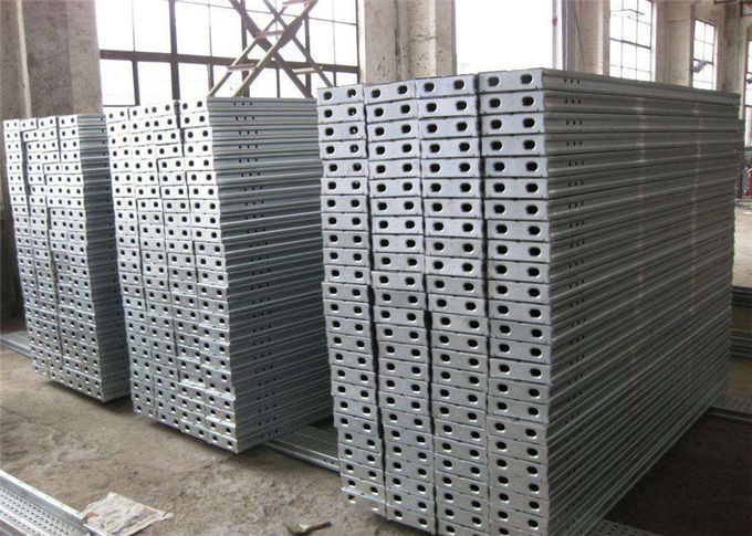 鋼鉄板のステンレス鋼の板の足場鋼鉄板のデッキの金属の板は足場金属の足場の板を卸し売りします